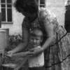 Андрюша Краско с мамой. Из газеты «Теленеделя»